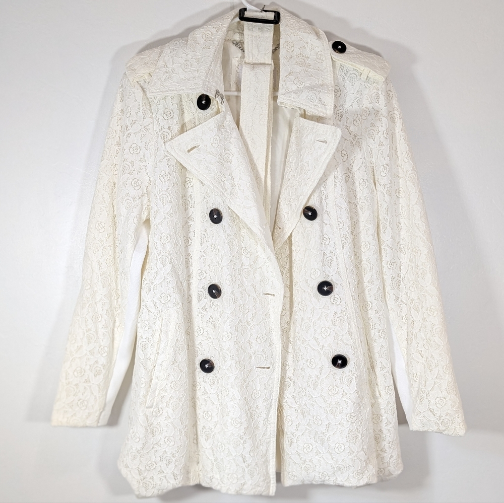 BCBGeneration Ivory Boho Whimsical Romantic Tall Lace Trench Coat Size XL.